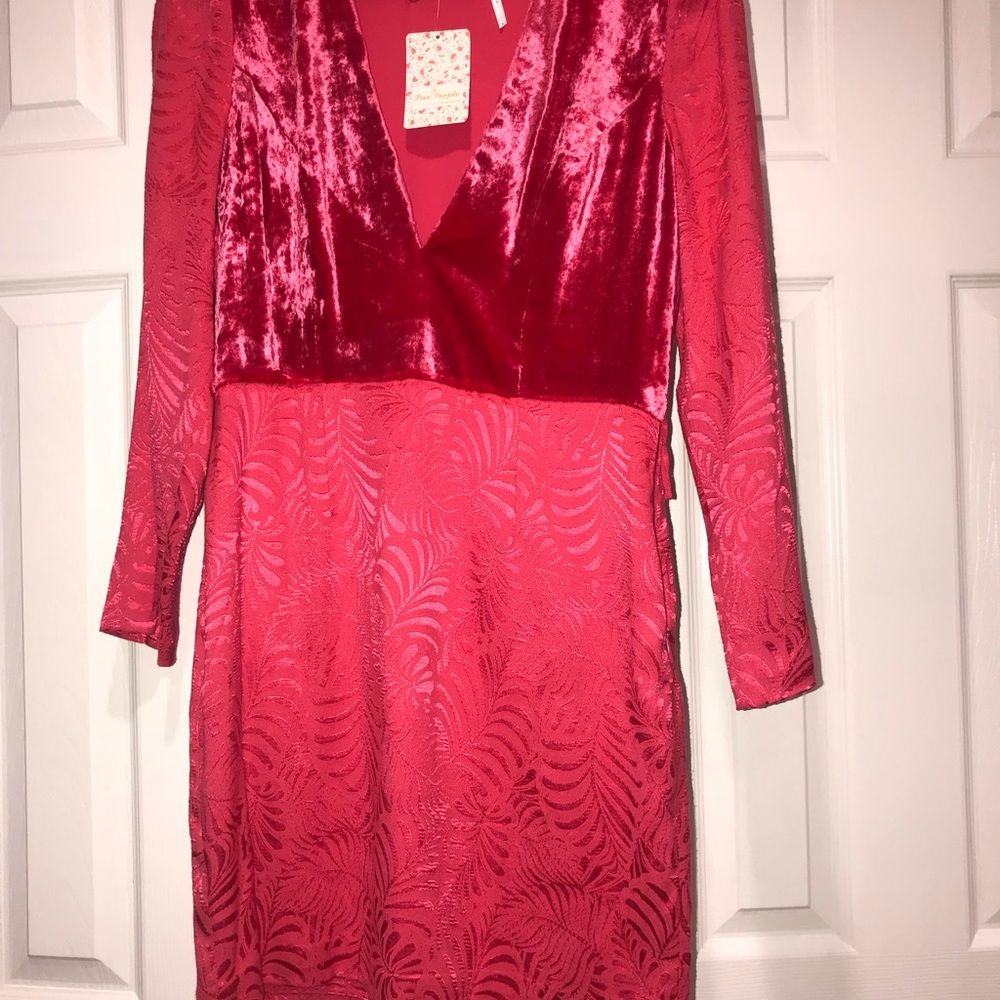 Free People Red Velvet Long Sleeve Dress Sz 8 - Picture 4 of 6